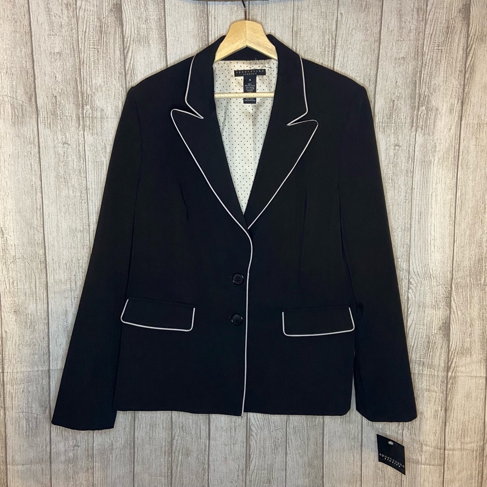 Apostrophe Stretch Black with White Piping Blazer
